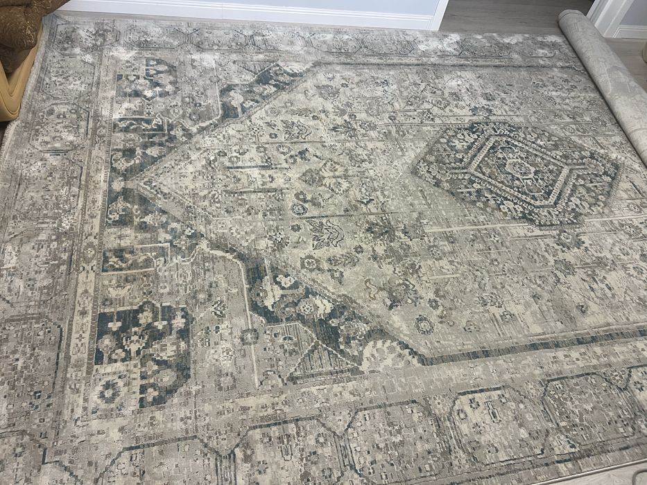 Продам иранский ковёр в зал, гостиную