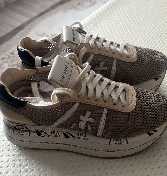 продам крассовки