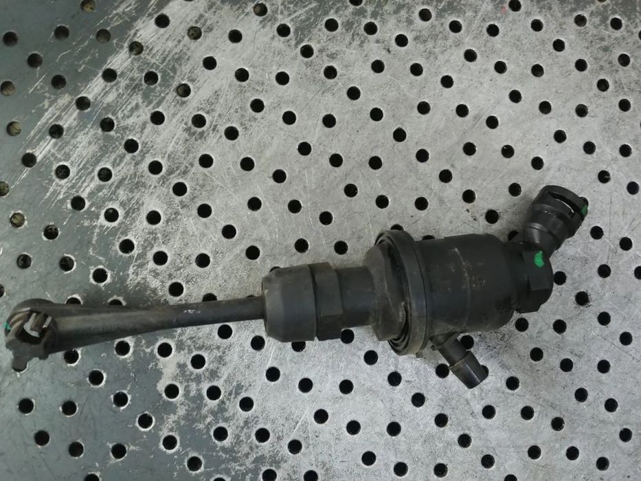 pompa ambreiaj  2.0 dci m9r renault koleos 1 hy