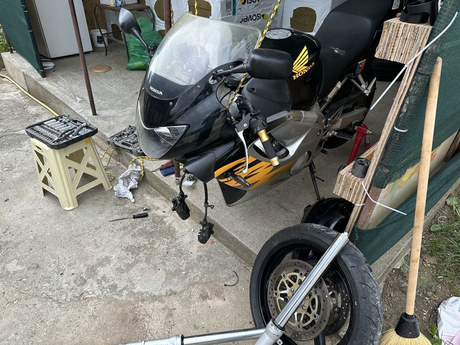 Honda CBR 600 F4