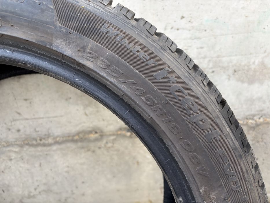 Зимни гуми Hankook 235/45/18