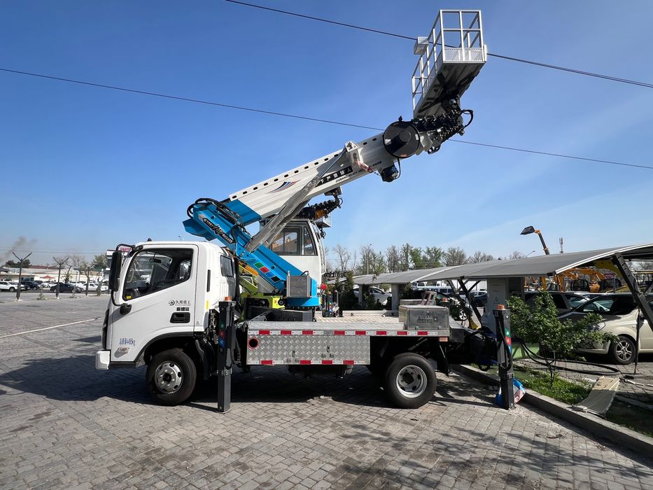 Avtovishka Foton 30 metr