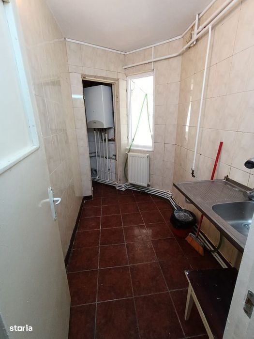 Apartament 2 camere - suprafata 49mp, confort 2, zona Viziru 1.