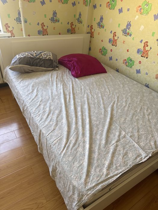 Кровать полуторка с матрасом