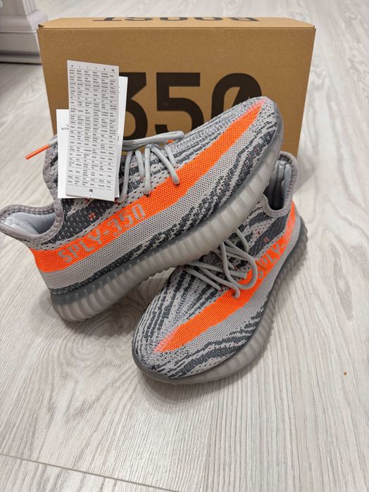 Adidasi Yeezy Boost 350 V2, SNEAKERS NOI, Full Box