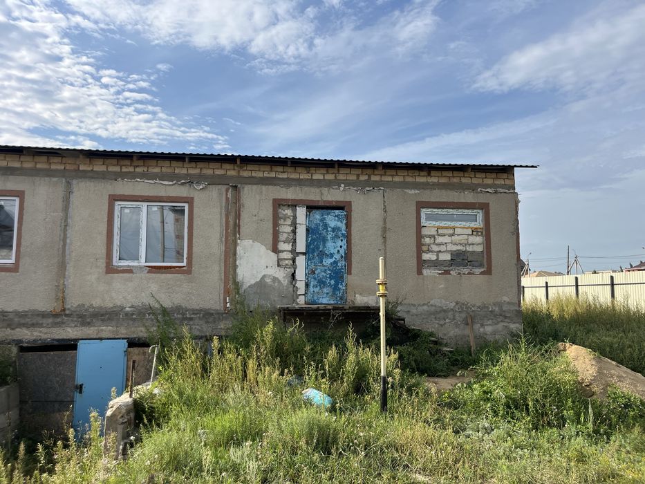 Продам дом недостроенный