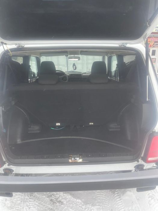 Продам Ниву  21214