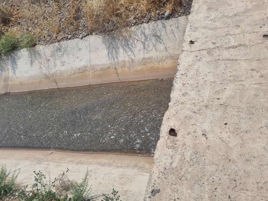 Uy sotiladi manzil boysun tuman boshrabot mahallasida joylashgan