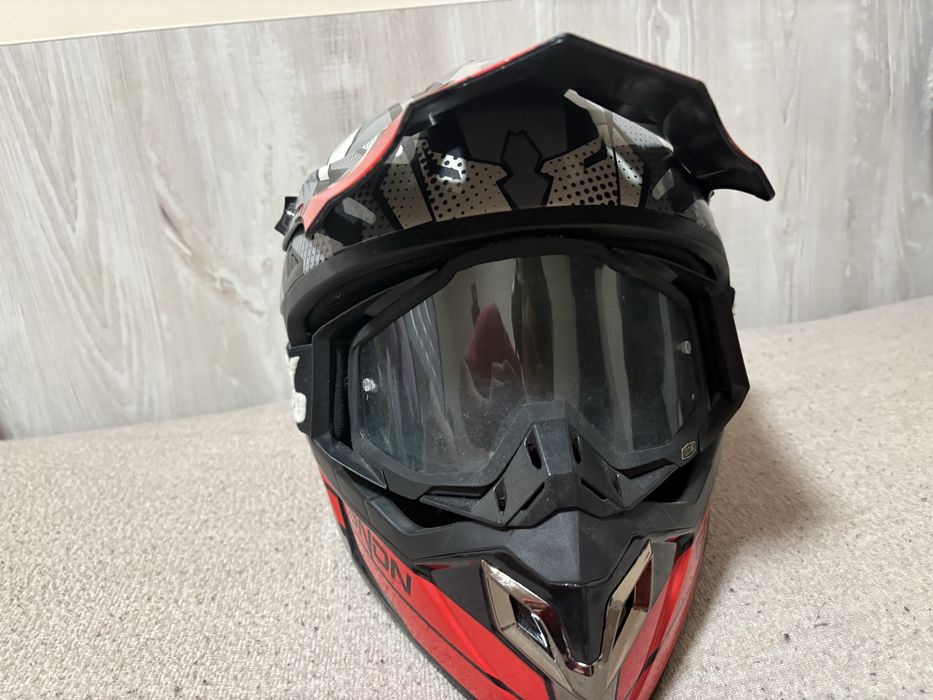 Vand casca pentru trotinete electrice sau bicicleta