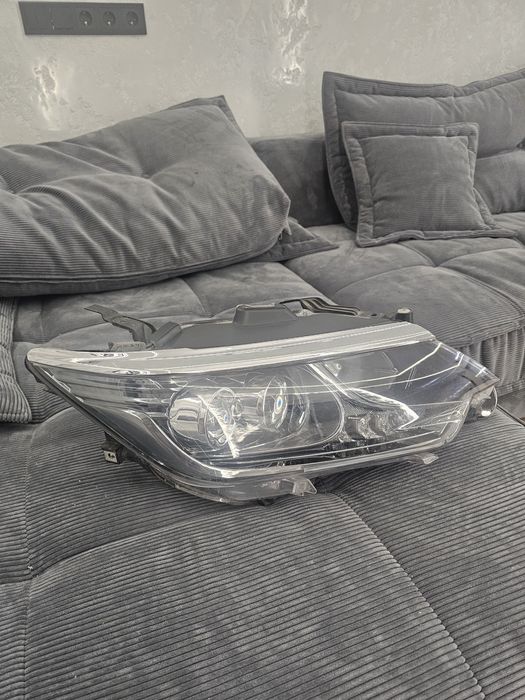 Фара правая 2 линзы  камри 55