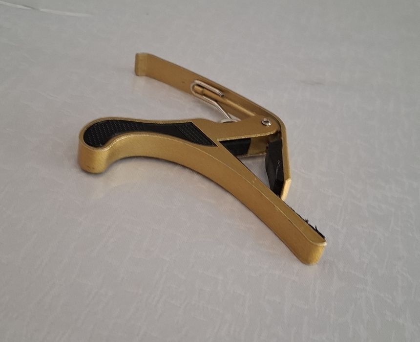 Каподастр для гитары, металлический