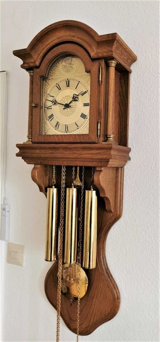 Ceas de perete cu pendul