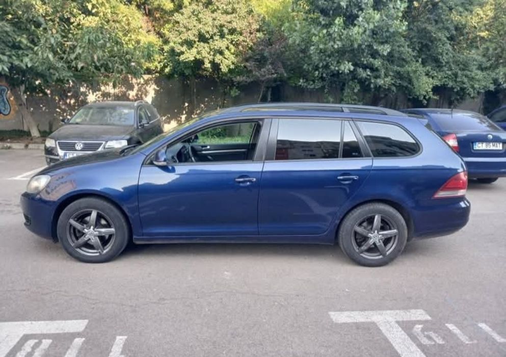 VOLKSWAGEN Golf 2011 — imagine 2
