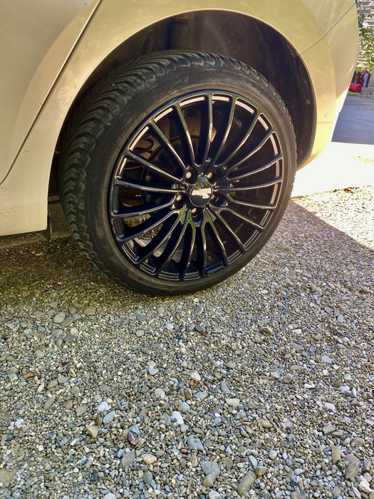 SKODA Fabia 2015 — imagine 5