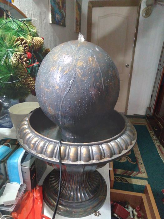 Фонтанчики комнатные и улечные