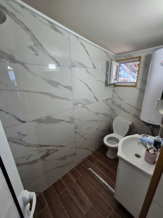 Продоваме обзаведена къща в гр. Левски !