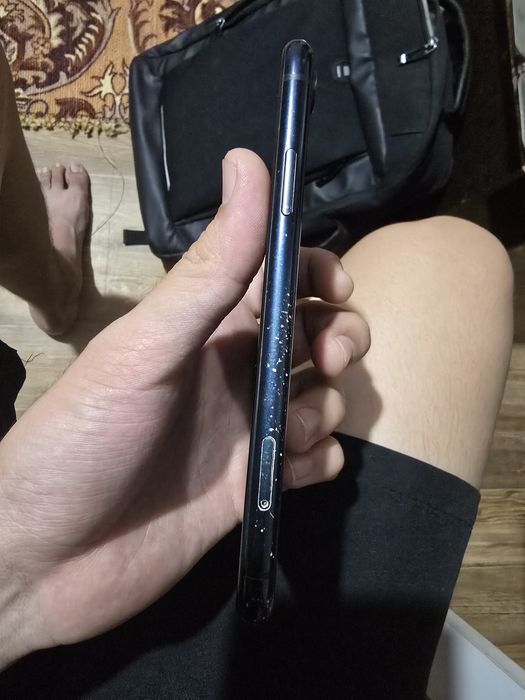 Обменяю айфон xr 64gb