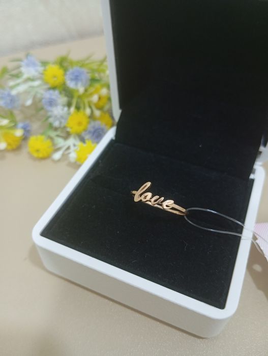 Новые золотые кольца 585 пробы золота