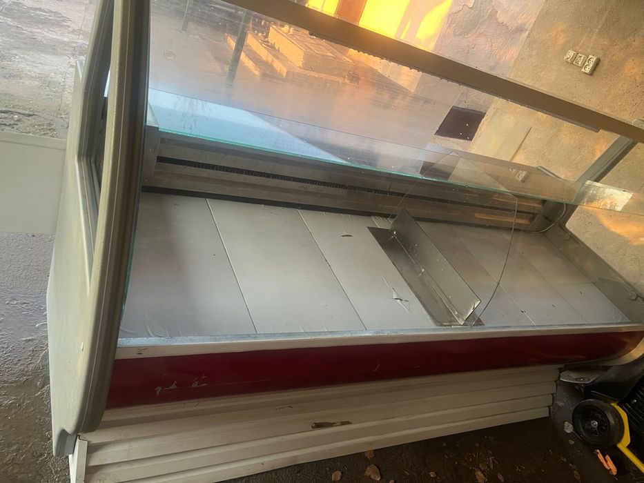 Ветринный холодилник