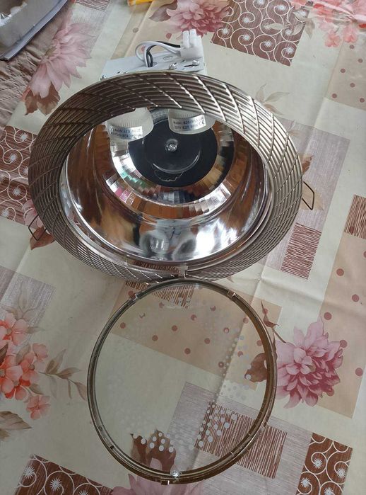 Ликвидация! 100 бр. Нови Двойни Лампи за вграждане (Луни) E27 / 220V