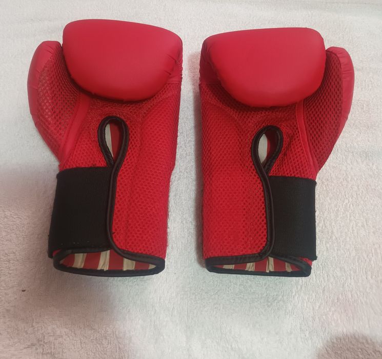 Manusi de box LIVE UP oz 10