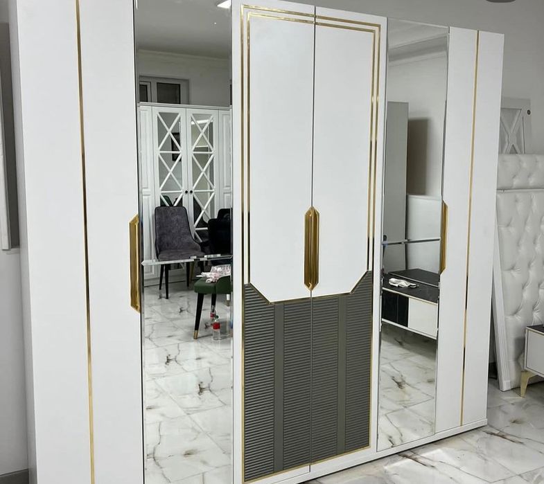 Продам спальная гарнитура