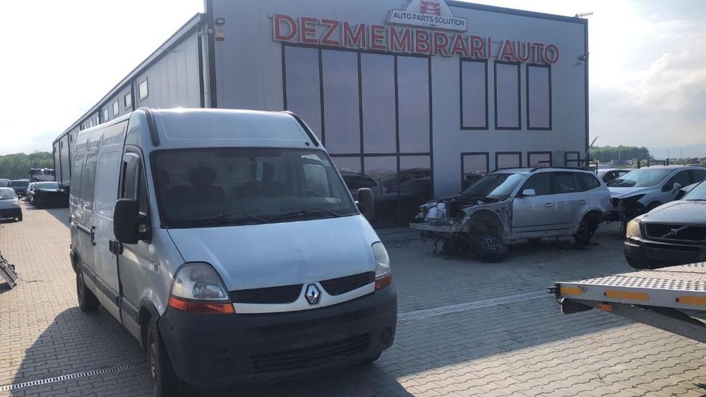 Dezmembram Renault Master 2.5D an fabr 2008