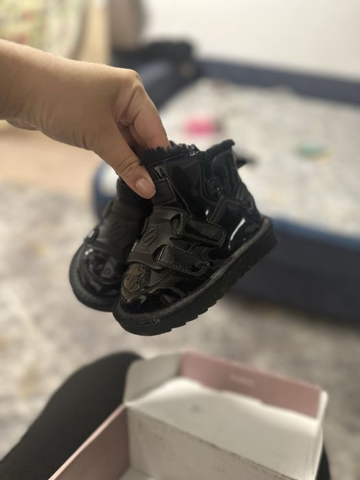 Продам срочно детские уги