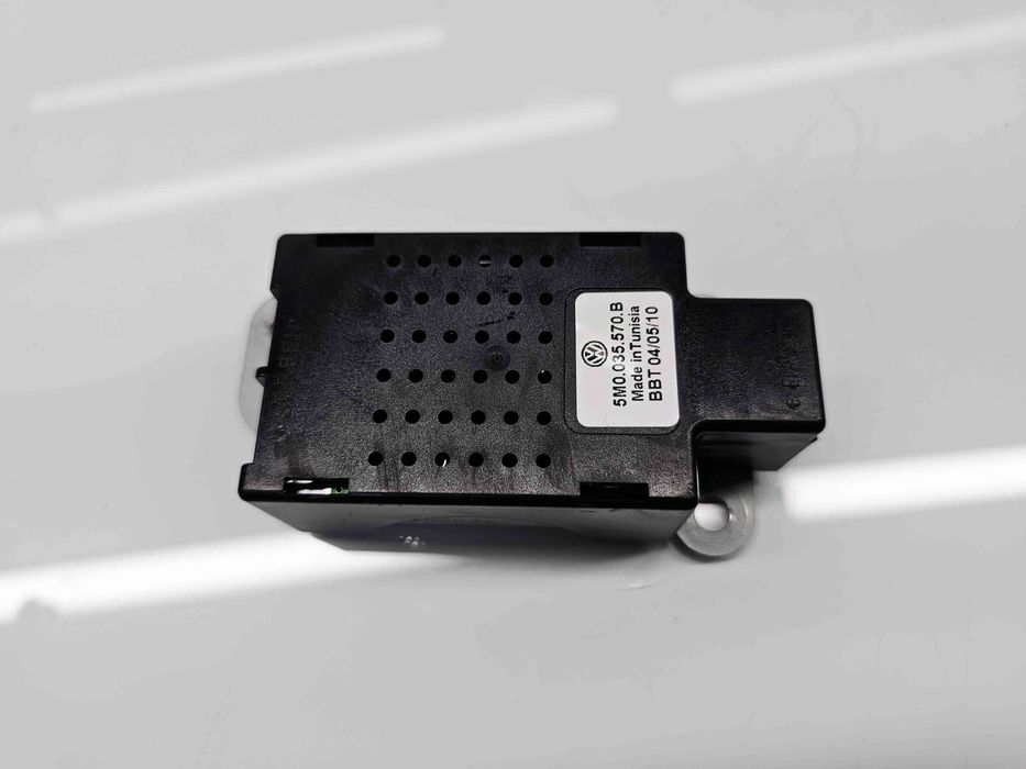 Amplificator audio Volkswagen Golf 6 (5K1) [Fabr 2009-2013] 5M0035570