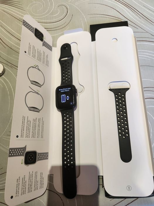 Apple watch Nike 7 series 45mm Епъл часовник