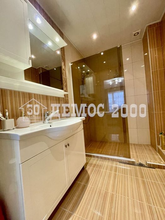 Продава се Двустаен апартамент в Варна, Бриз - 86 кв.м за 1779 €/кв.м - Снимка #9