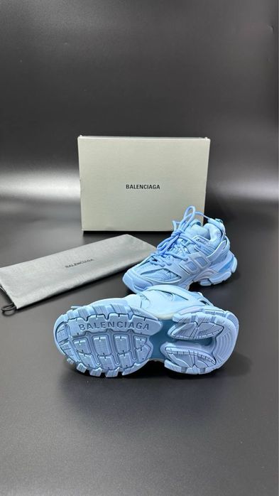 Balenciaga Track Full Box