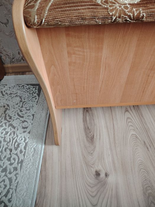 Продам 2 кухонных диванчика