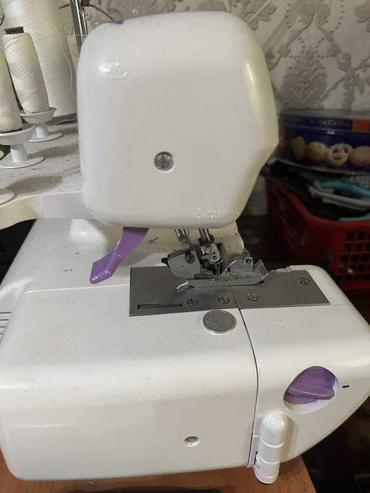 Оверлог Comfort 888