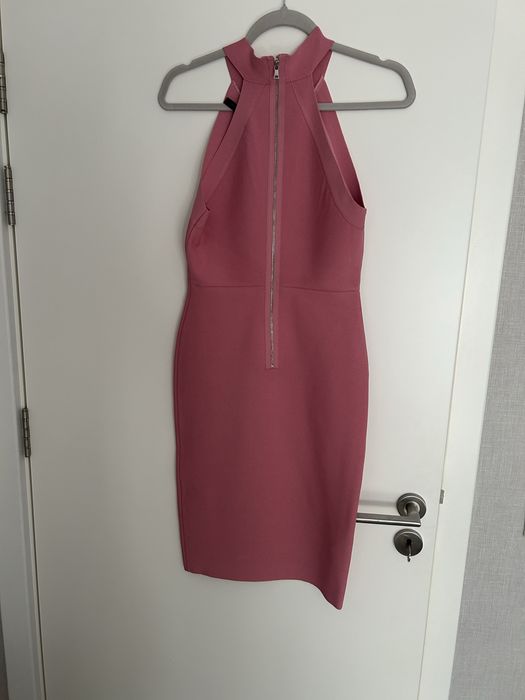 Бандажна рокля BCBGMAXAZRIA