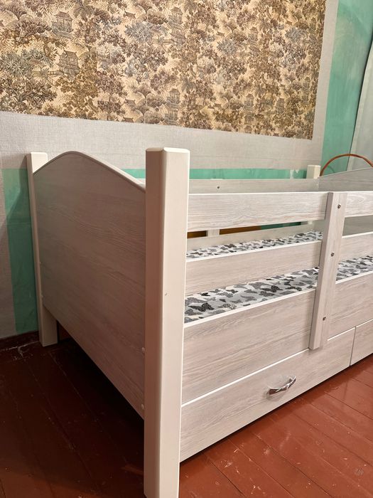 Кровать детская /подростковая с ящиками