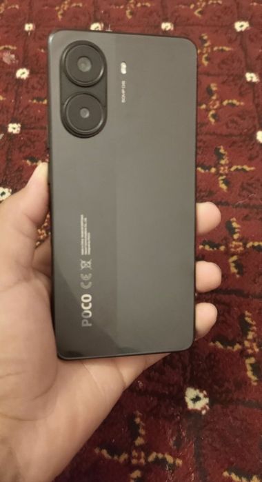 Poco x 7 pro  yangi holatda 8/256 talik pubg mobileda 120fps