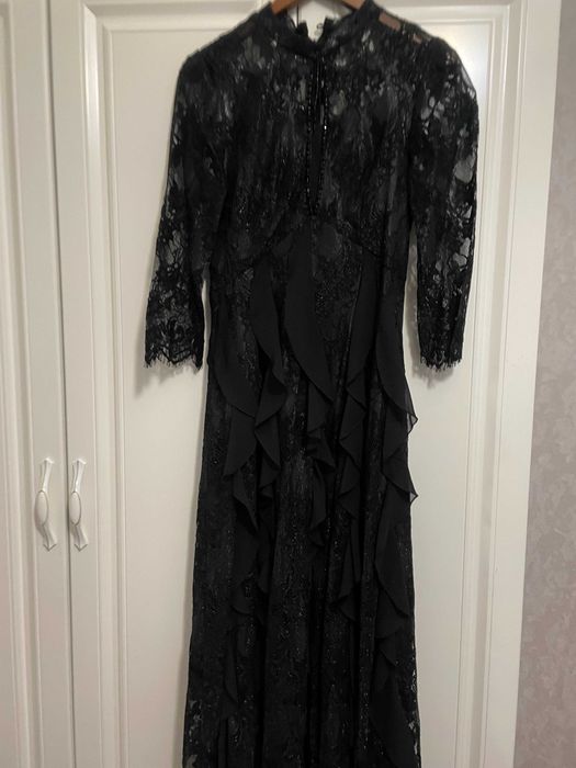 Платья нарядные 44-46 размер. г. Шымкент