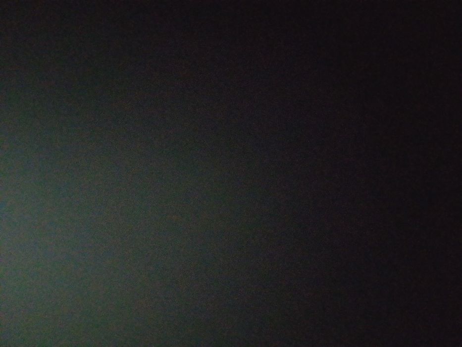 Yer sotiladi sentr kamazda 4 sotx 1 xona qurlgan damument kadastr bor