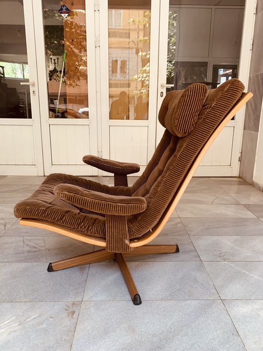 Оригинален шведски въртящ се стол в стил Остин Пауърс пт 60-те