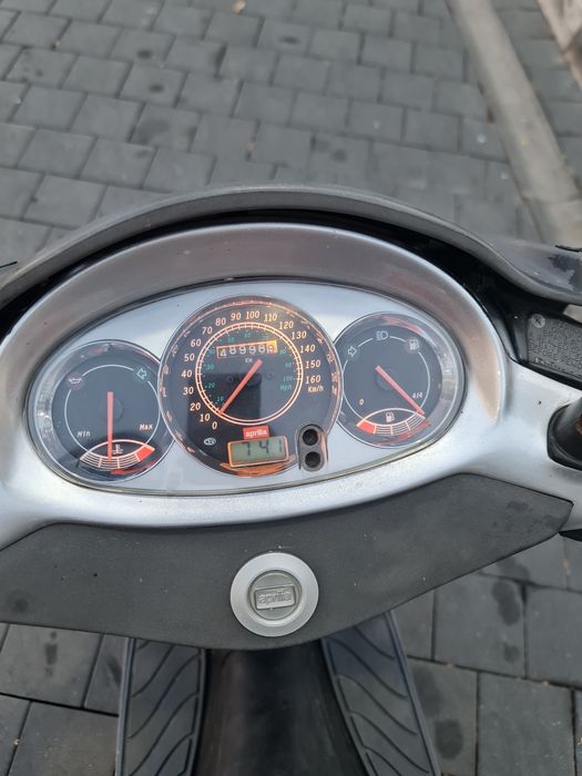 Aprilia Leonardo 300 cc