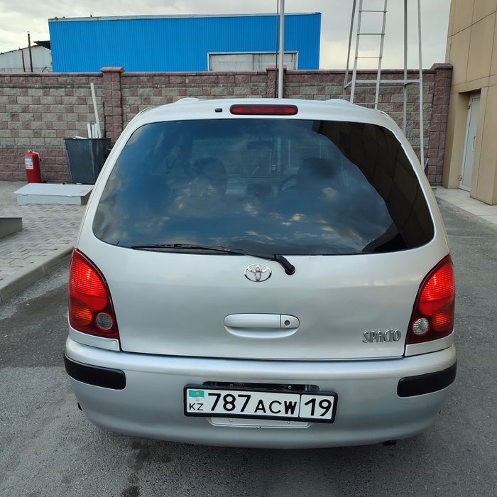 Продам срочно Тойота Спасио