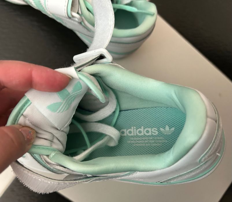 обувки Nike, Adidas и Hoka