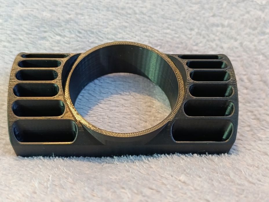 3D принтирани стойки за измервателни уреди 52мм за различни автомобили