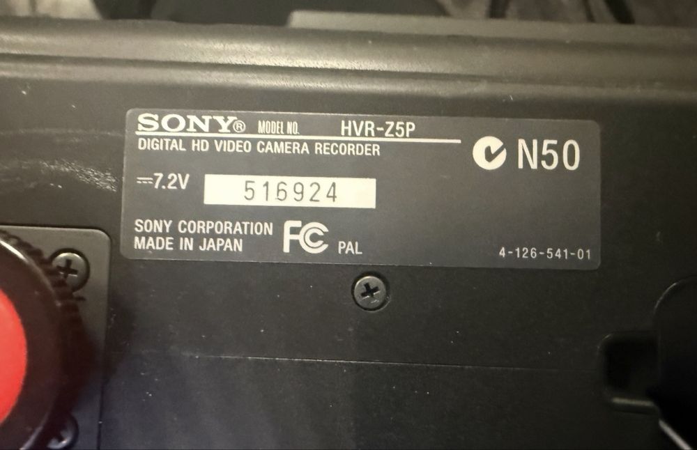 Видеокамера Sony HVR-Z5P