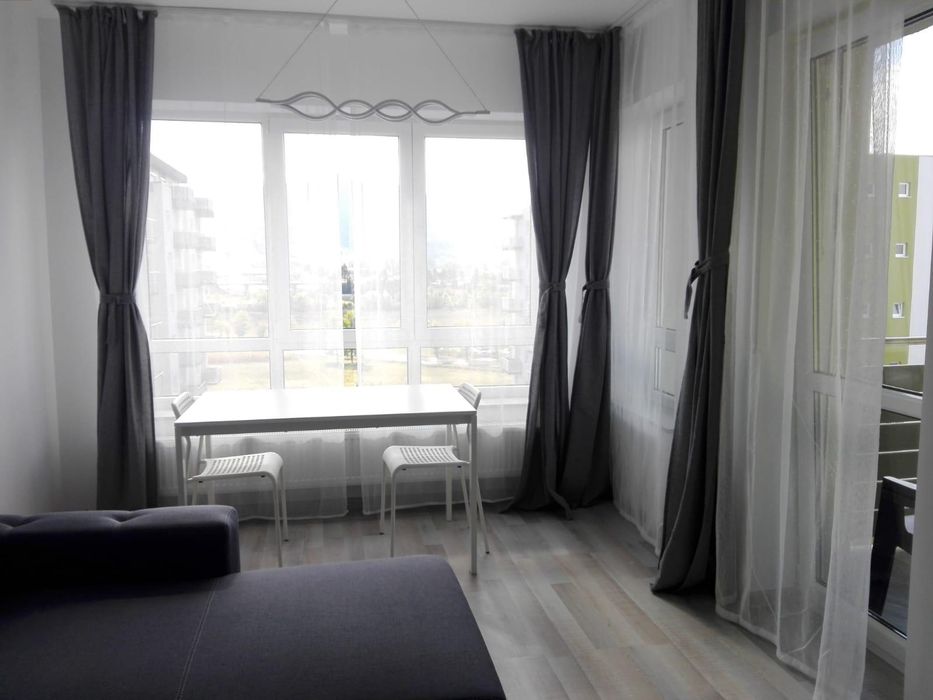 Vând 2 garsoniere identice avangarden3