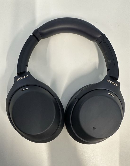 Sony wh 1000 xm4    iPhone Samsung
