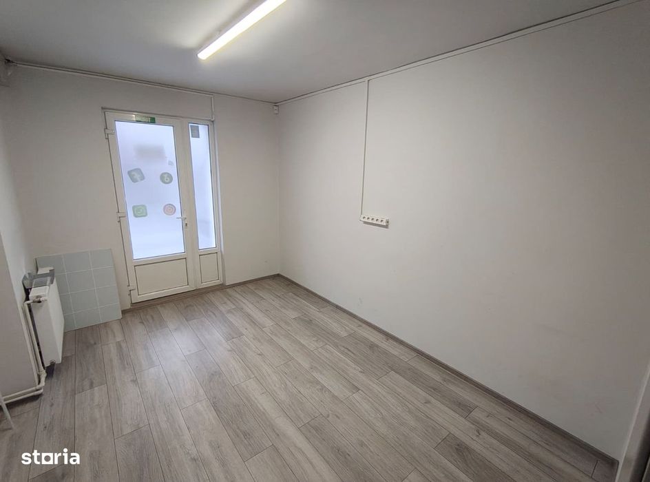 Spatiu comercial Piata Republicii, 33mp