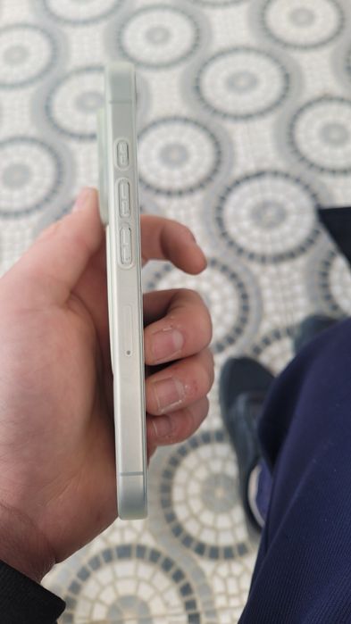 iphone 15 pro  idyal