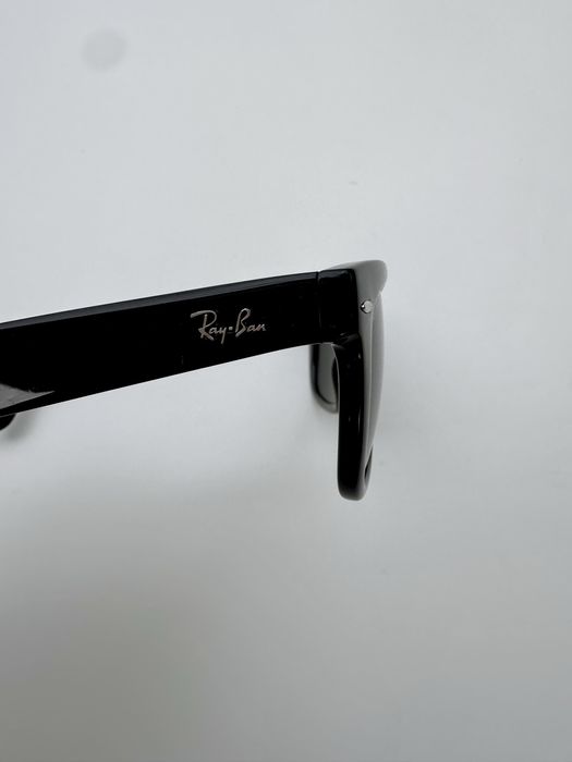 Ray Ban RB4105 Folding Wayfarer